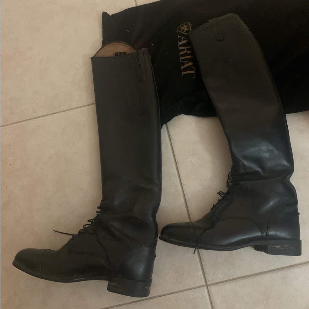 Ariat Riding Boots sz 9 tall new!